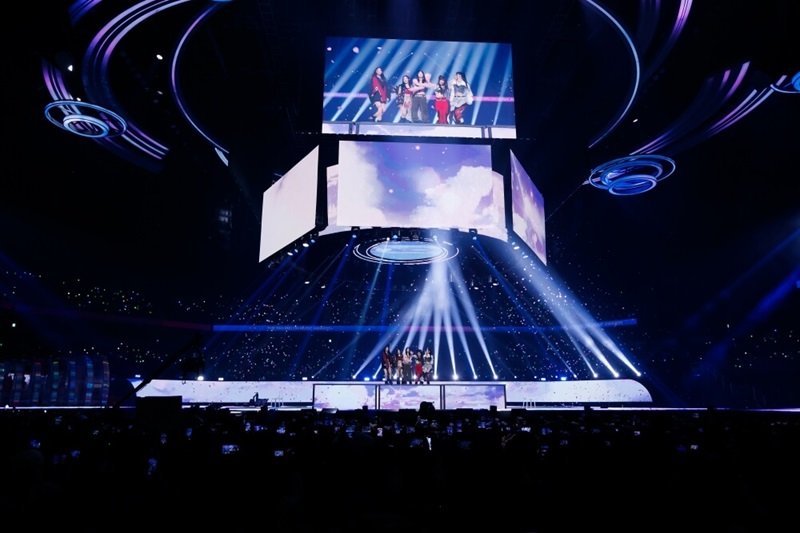 Performance Panggung yang Megah - pemenang melon music awards 2023