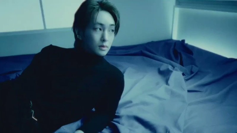 Onew - urutan member Shinee
