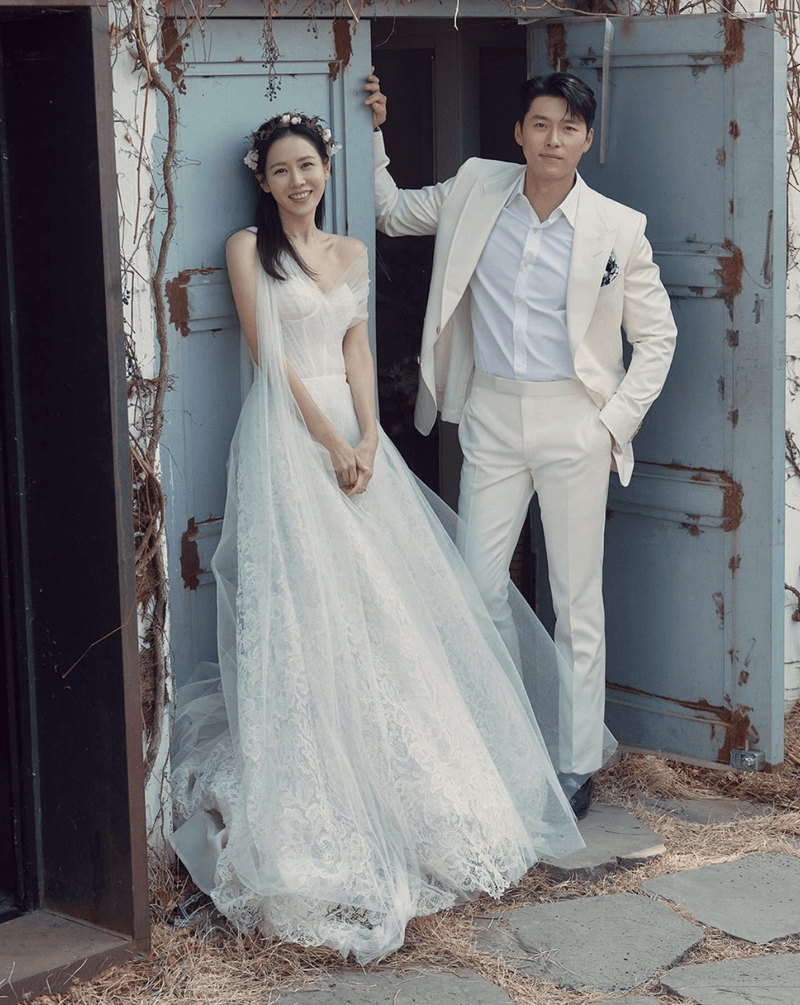 Anniversary 2 Tahun Son Ye Jin dan Hyun Bin