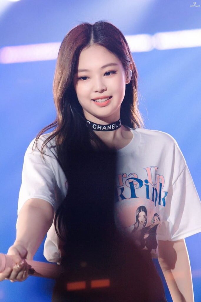 Jennie Black pink wallpaper