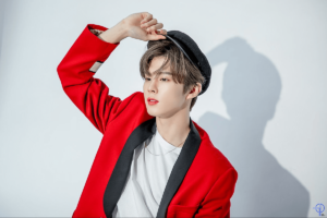Kim Woo Seok Keluar Agensi TOP Media