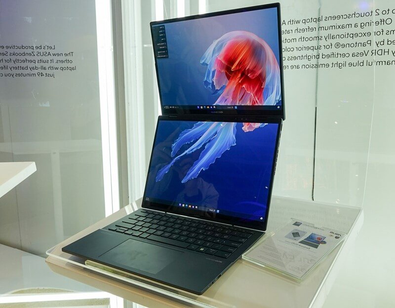 Spesifikasi ASUS Zenbook DUO