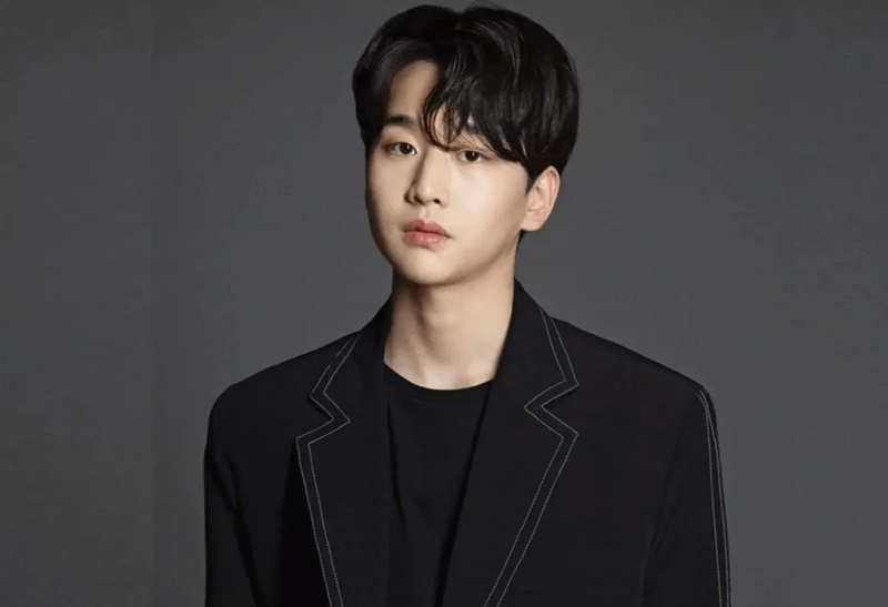 Kim Yoon Woo (Park Ha Ru Jimin BTS)