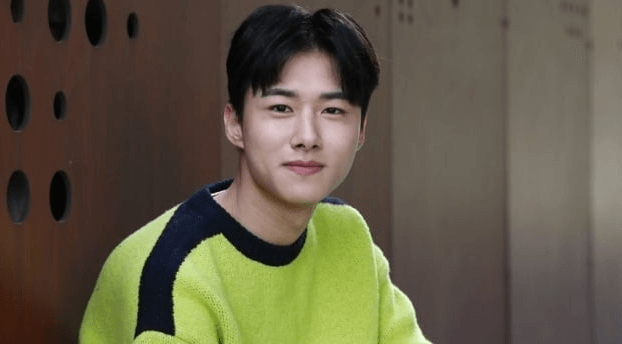 Seo Ji Hoon (Kim Hwan Jin BTS) - pemeran utama begins youth
