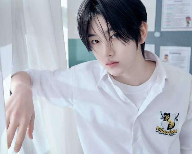 Kyehoon - urutan dan profil member kickflip